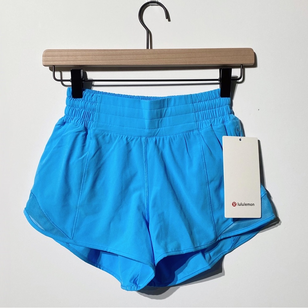 Lululemon Hotty Hot HR Short 2.5” Lined Kayak Light Blue